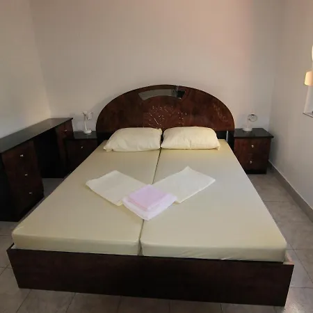 Karamatic 3* Zarici