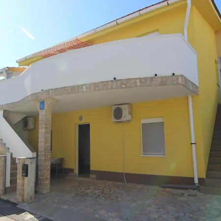 Karamatic 3* Zarici